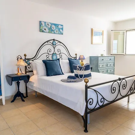 Inblue Apartment
